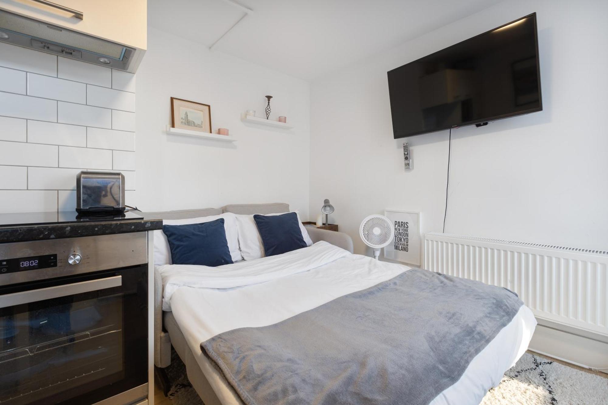 Modern Flat & Balcony In Historic West Kensington Appartamento *